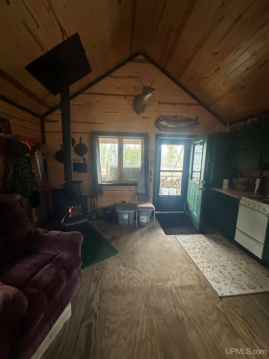 16947 US-2 Highway, Cooks, MI 49817