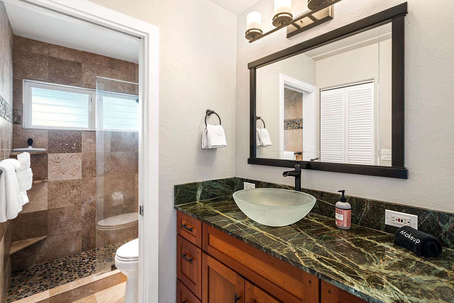 78-7039 Kamehameha Iii Rd, Kailua-Kona, HI 96740