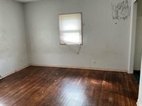 2500 N Oakwood Avenue, Muncie, IN 47304