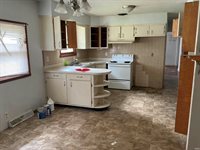 2500 N Oakwood Avenue, Muncie, IN 47304