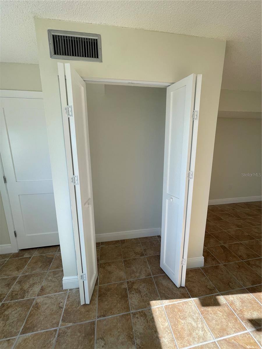 5980 Shore Boulevard South, #111, Gulfport, FL 33707