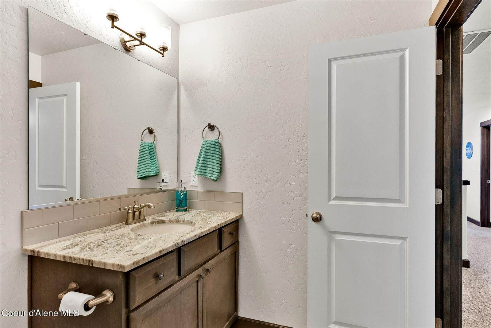 10589 North Crimson Dr., Hayden, ID 83835