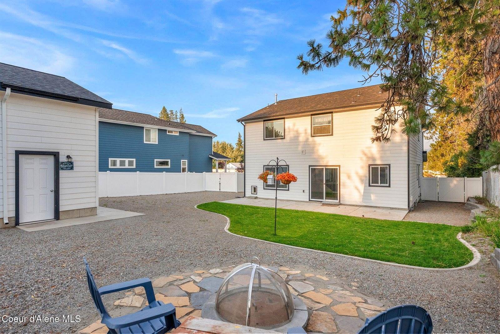 10589 North Crimson Dr., Hayden, ID 83835