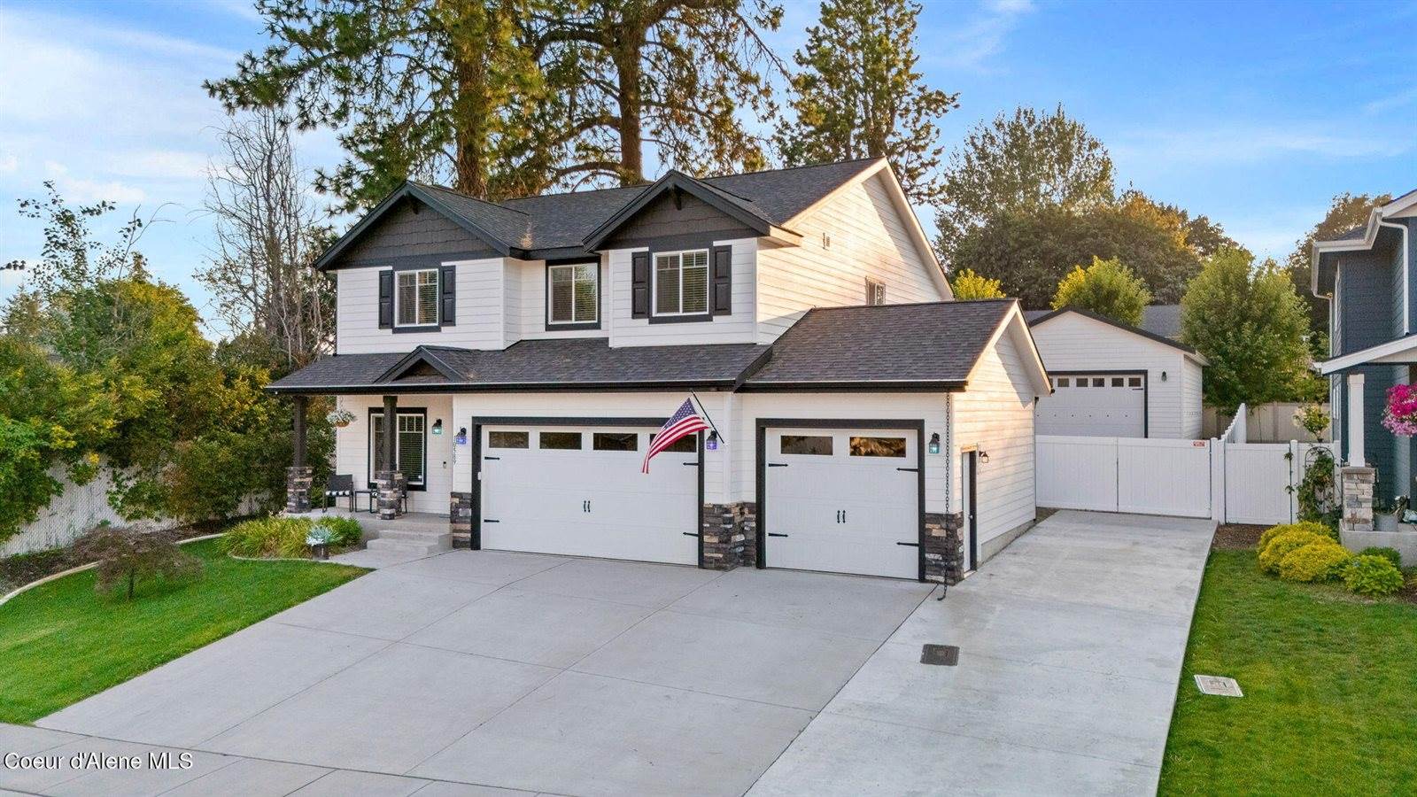 10589 North Crimson Dr., Hayden, ID 83835