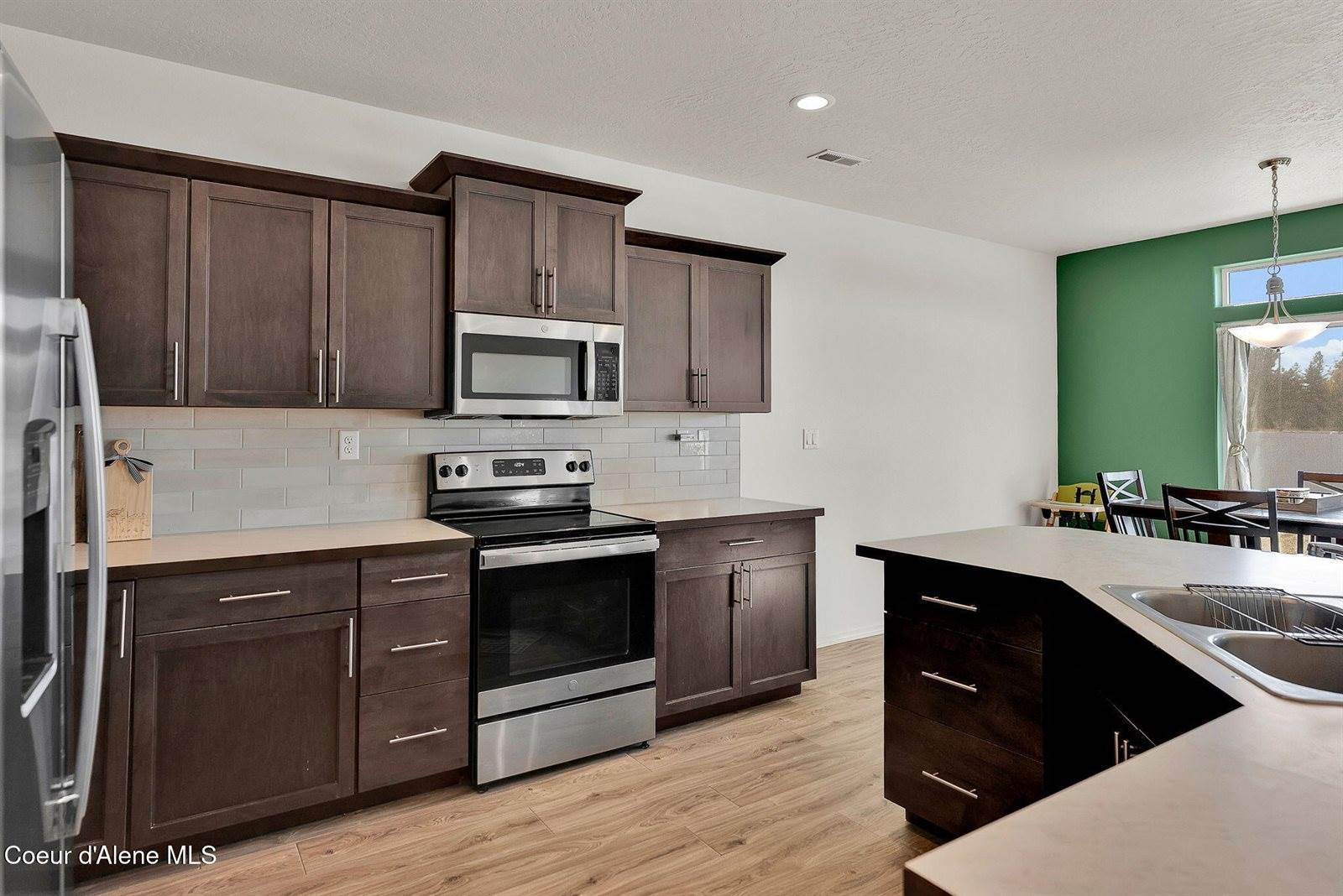 16167 North Hadley Loop, Rathdrum, ID 83858