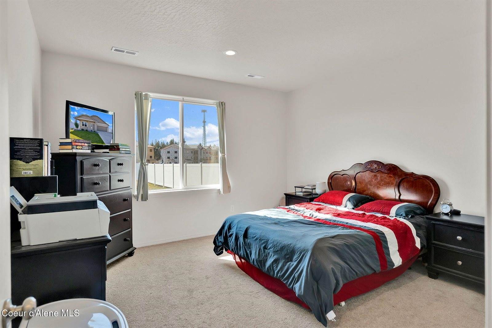 16167 North Hadley Loop, Rathdrum, ID 83858