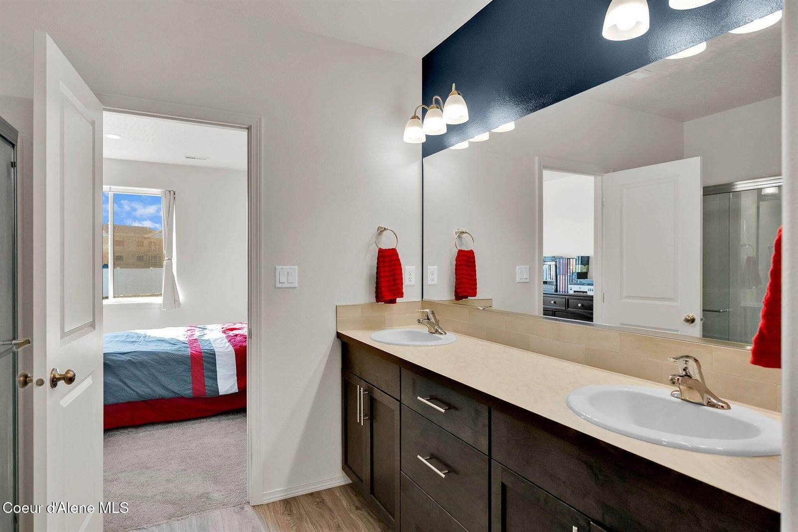 16167 North Hadley Loop, Rathdrum, ID 83858