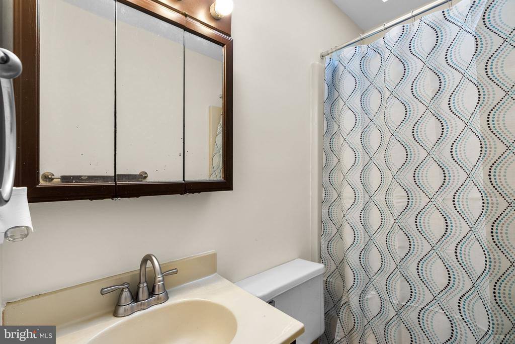 8261 Frances Lane, Owings, MD 20736