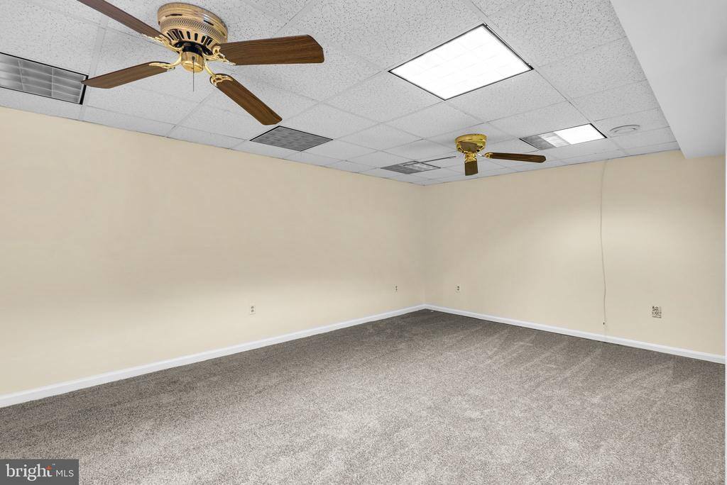 8261 Frances Lane, Owings, MD 20736