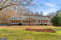 8261 Frances Lane, Owings, MD 20736