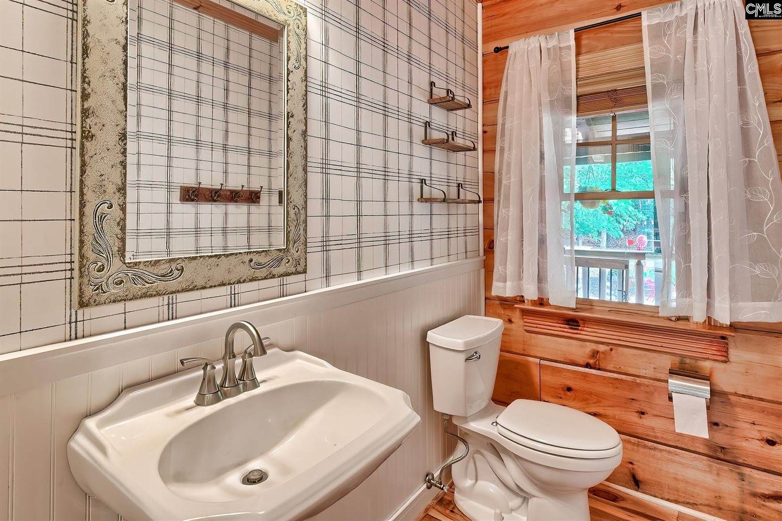 129 Forest Bickley, Chapin, SC 29036