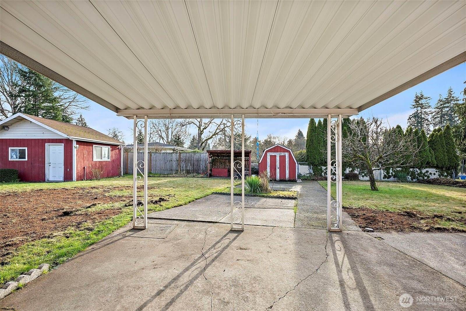 8114 Fairway Drive SW, Lakewood, WA 98498