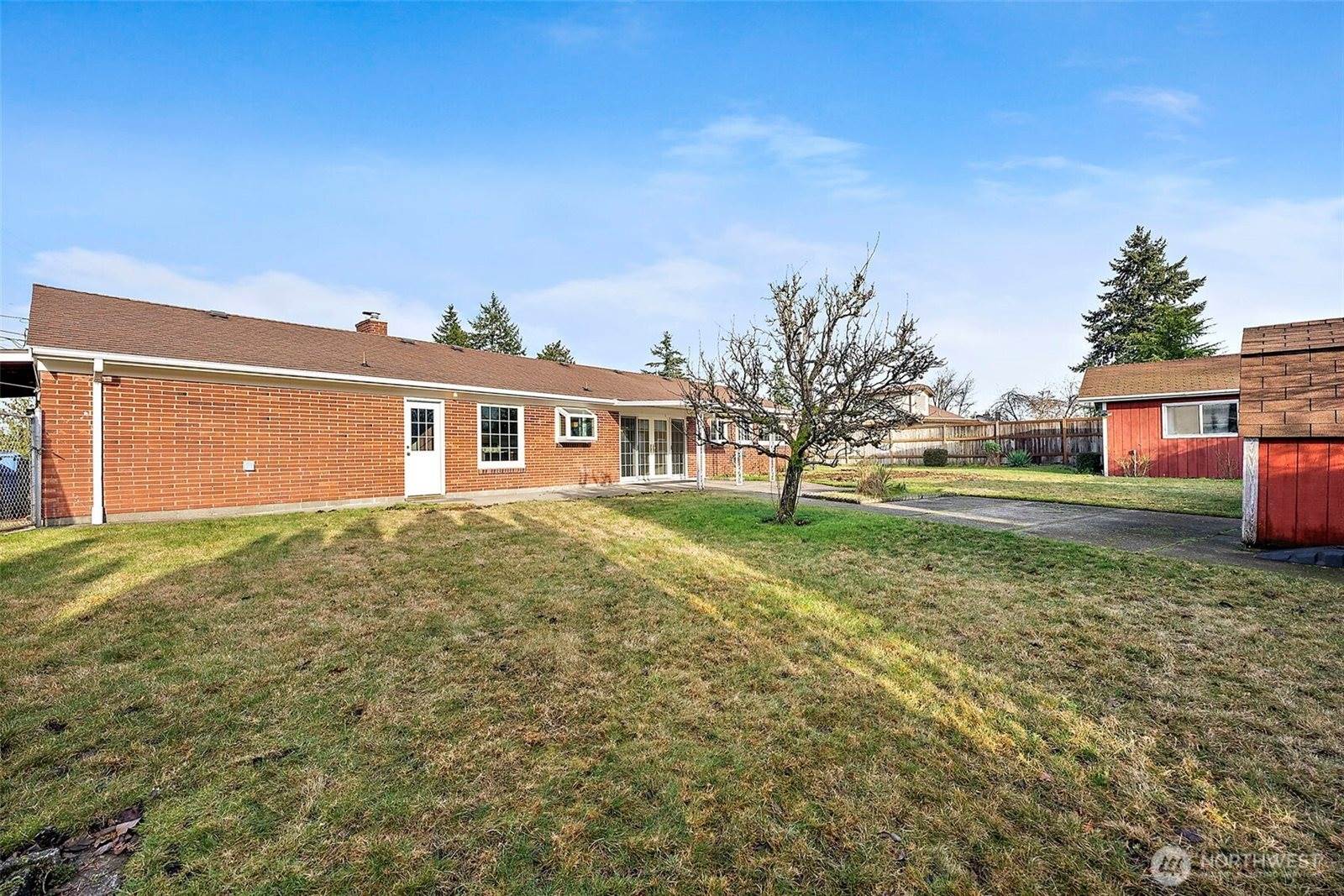 8114 Fairway Drive SW, Lakewood, WA 98498