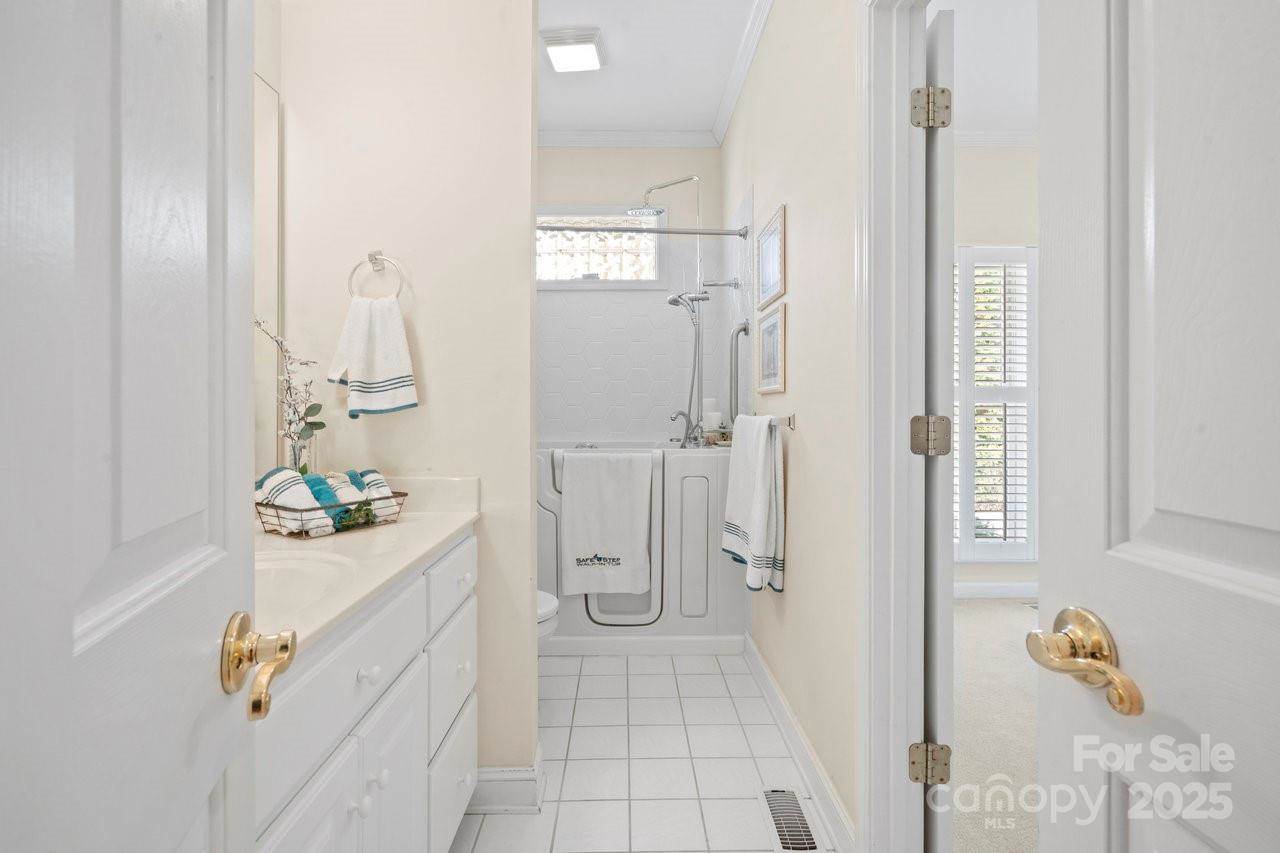 122 Stone Ridge Drive, Salisbury, NC 28146