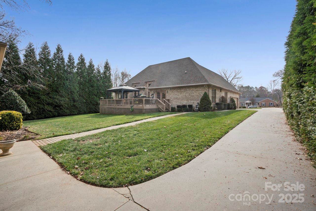 122 Stone Ridge Drive, Salisbury, NC 28146