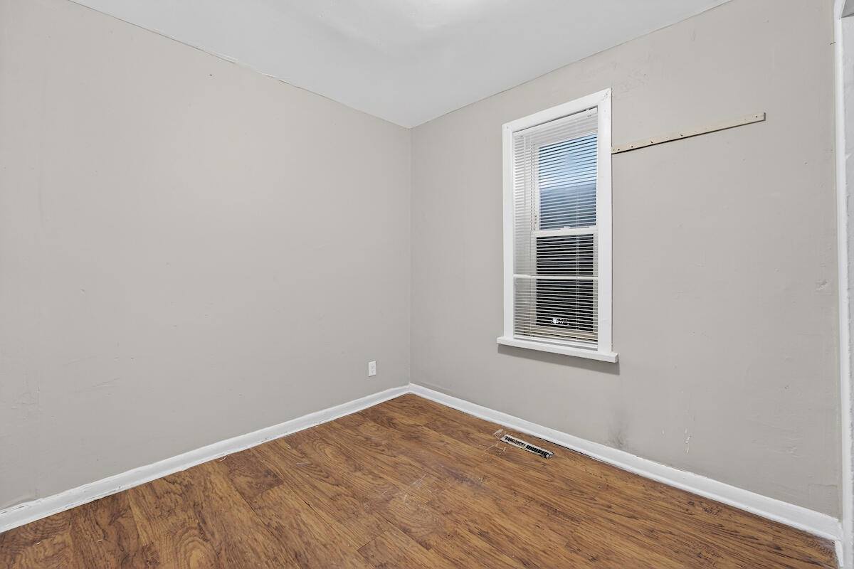 1227 West Juneau Ave, Milwaukee, WI 53233