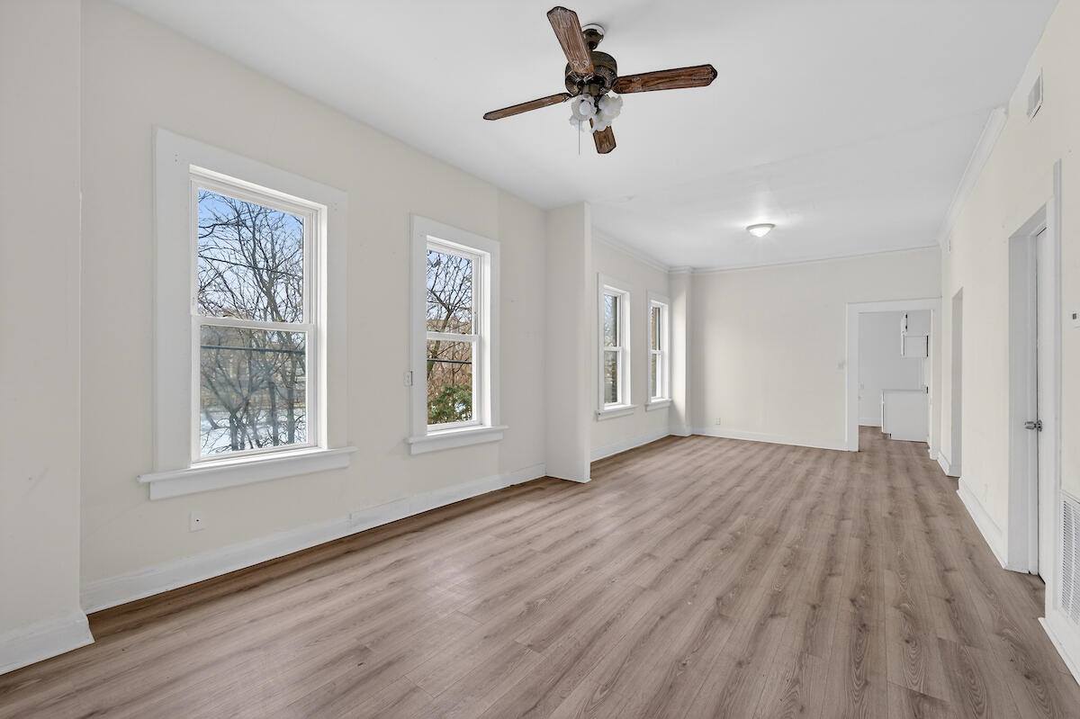 1227 West Juneau Ave, Milwaukee, WI 53233