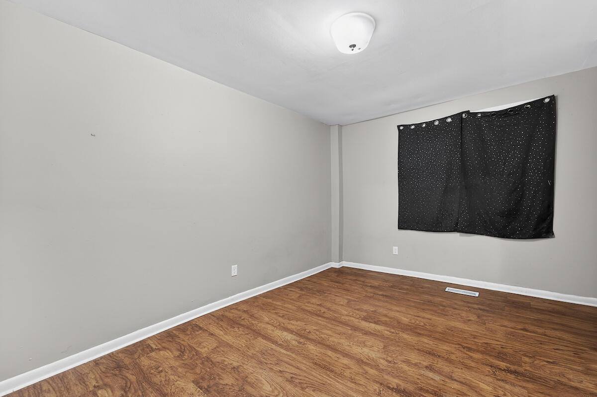 1227 West Juneau Ave, Milwaukee, WI 53233