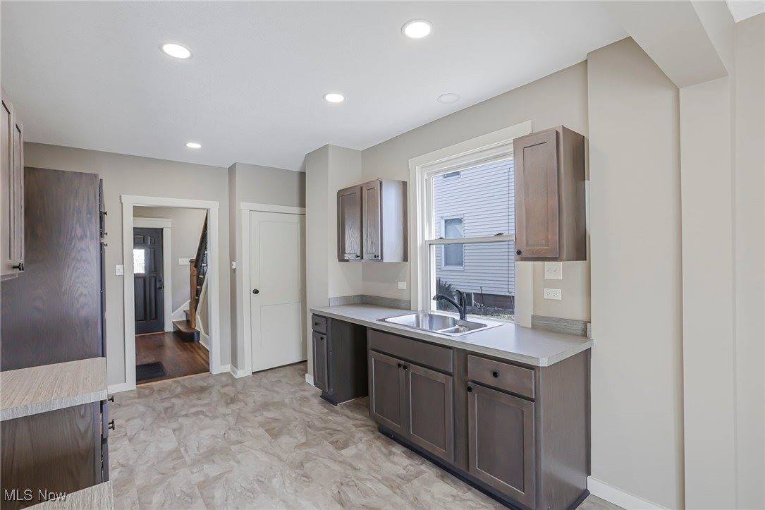 532 Orchard Avenue, Cambridge, OH 43725