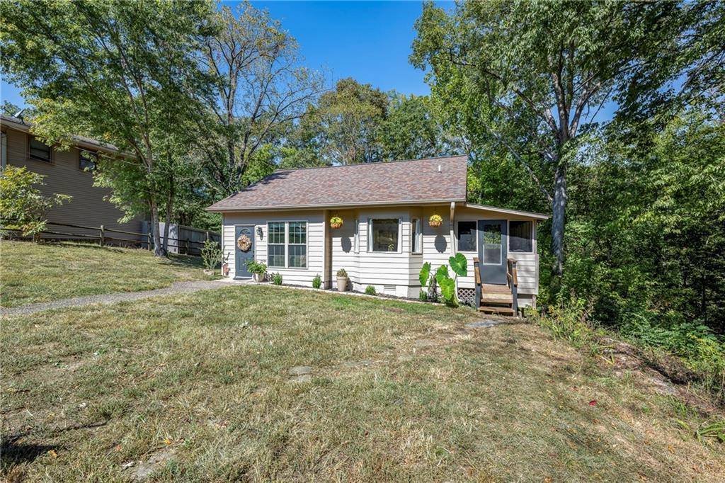 1272 Pace Ln, Pea Ridge, AR 72751