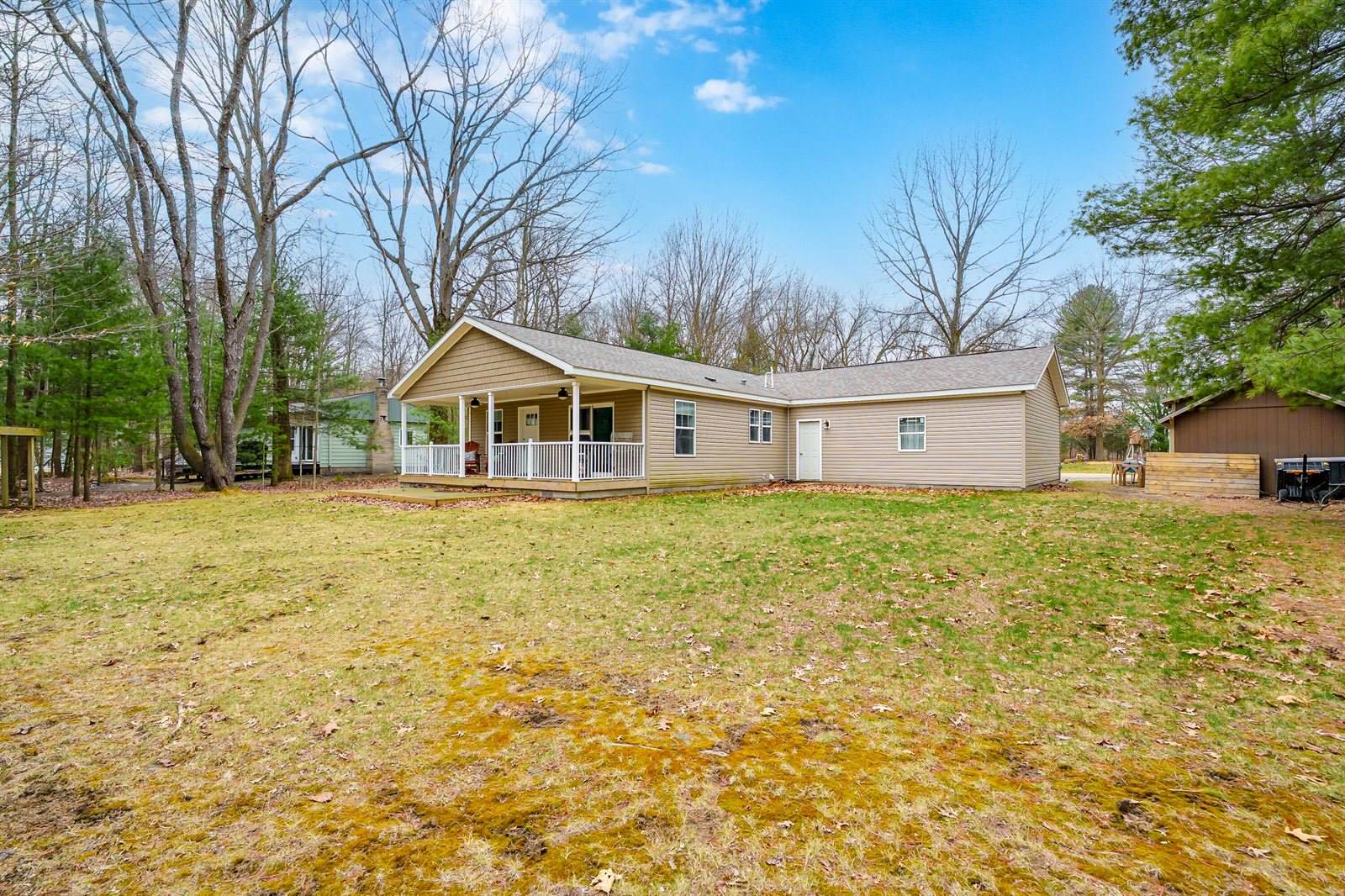 08311 West Shore Drive, Grand Junction, MI 49056