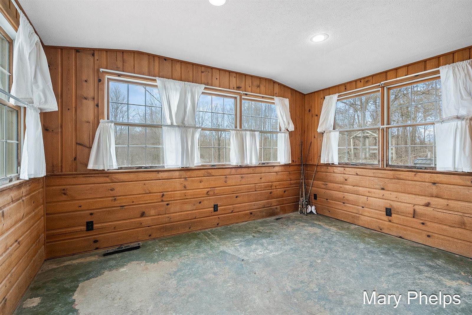 238 41st Street, Allegan, MI 49010