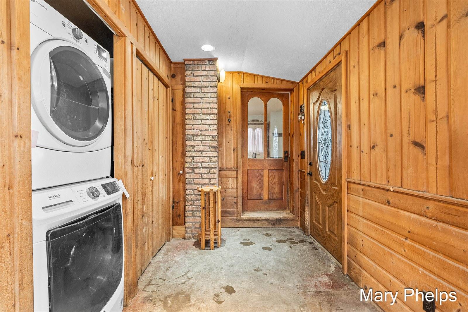 238 41st Street, Allegan, MI 49010