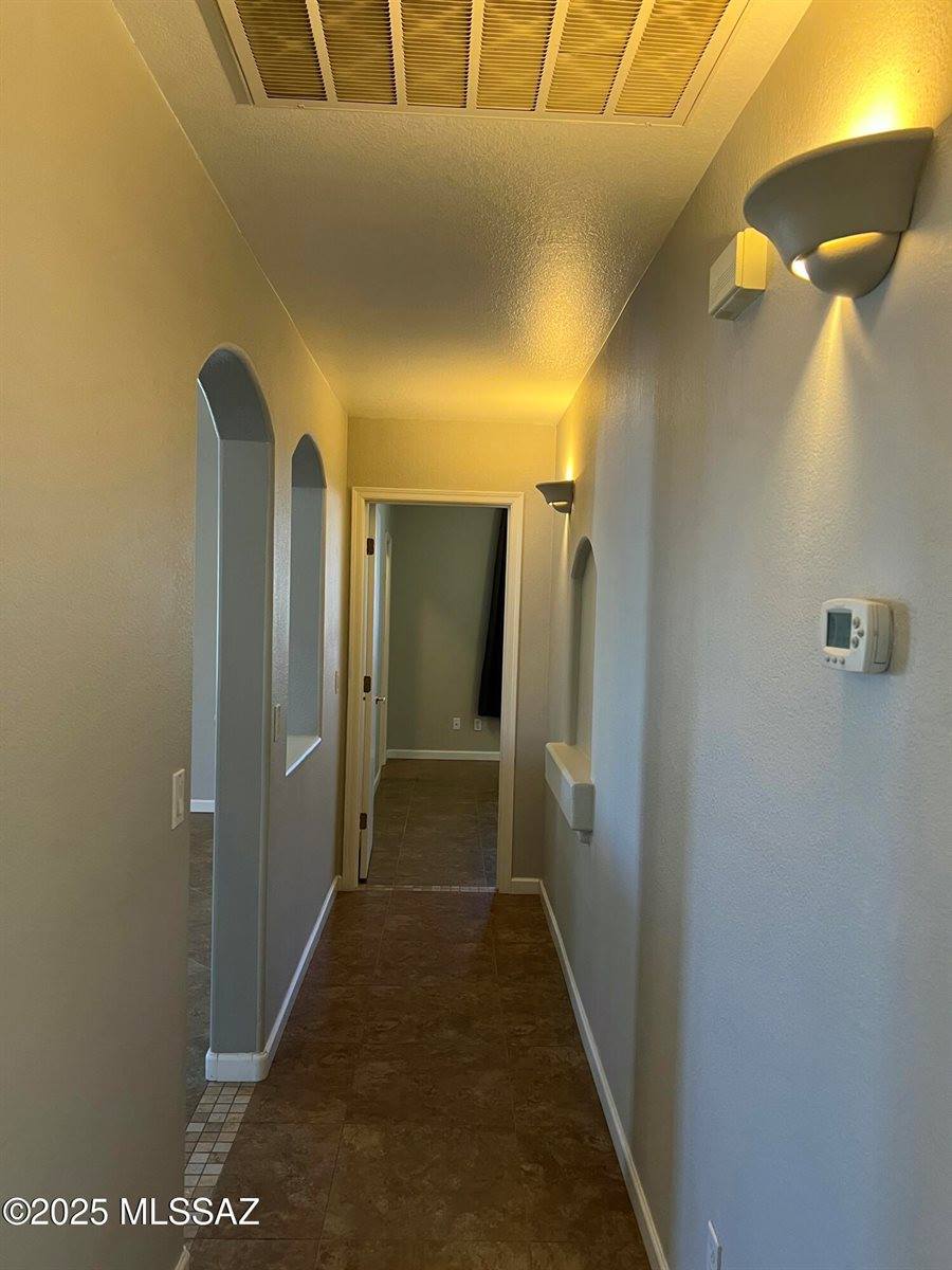 6592 West Wenden Way, Tucson, AZ 85743