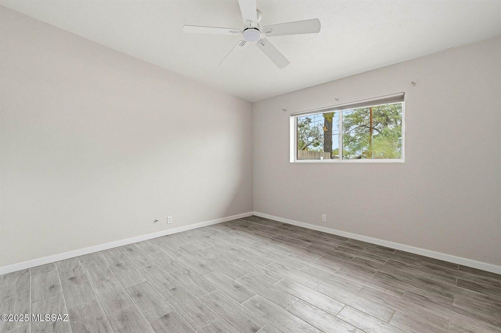 7061 East Edgemont Street, Tucson, AZ 85710