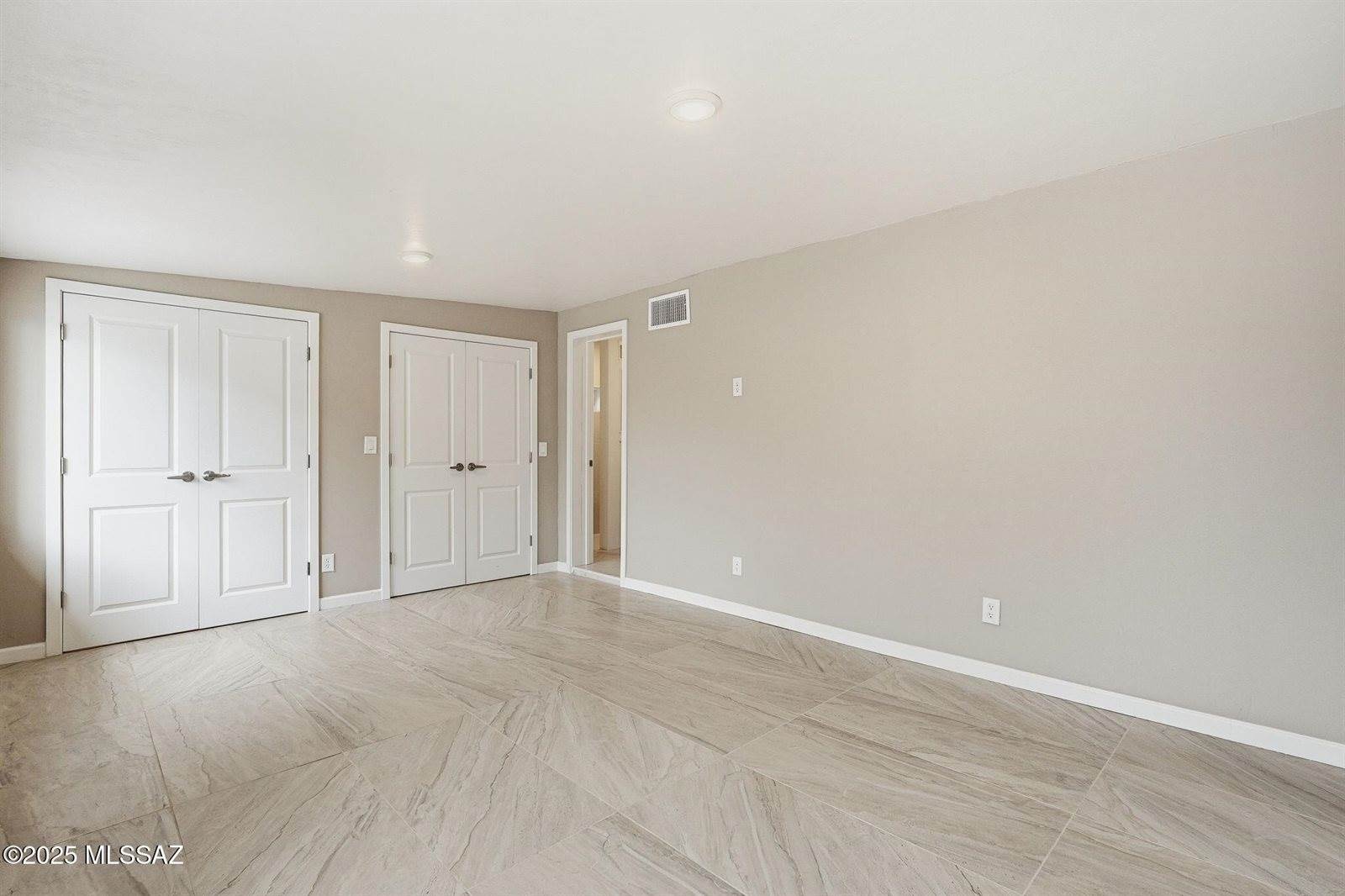 7061 East Edgemont Street, Tucson, AZ 85710