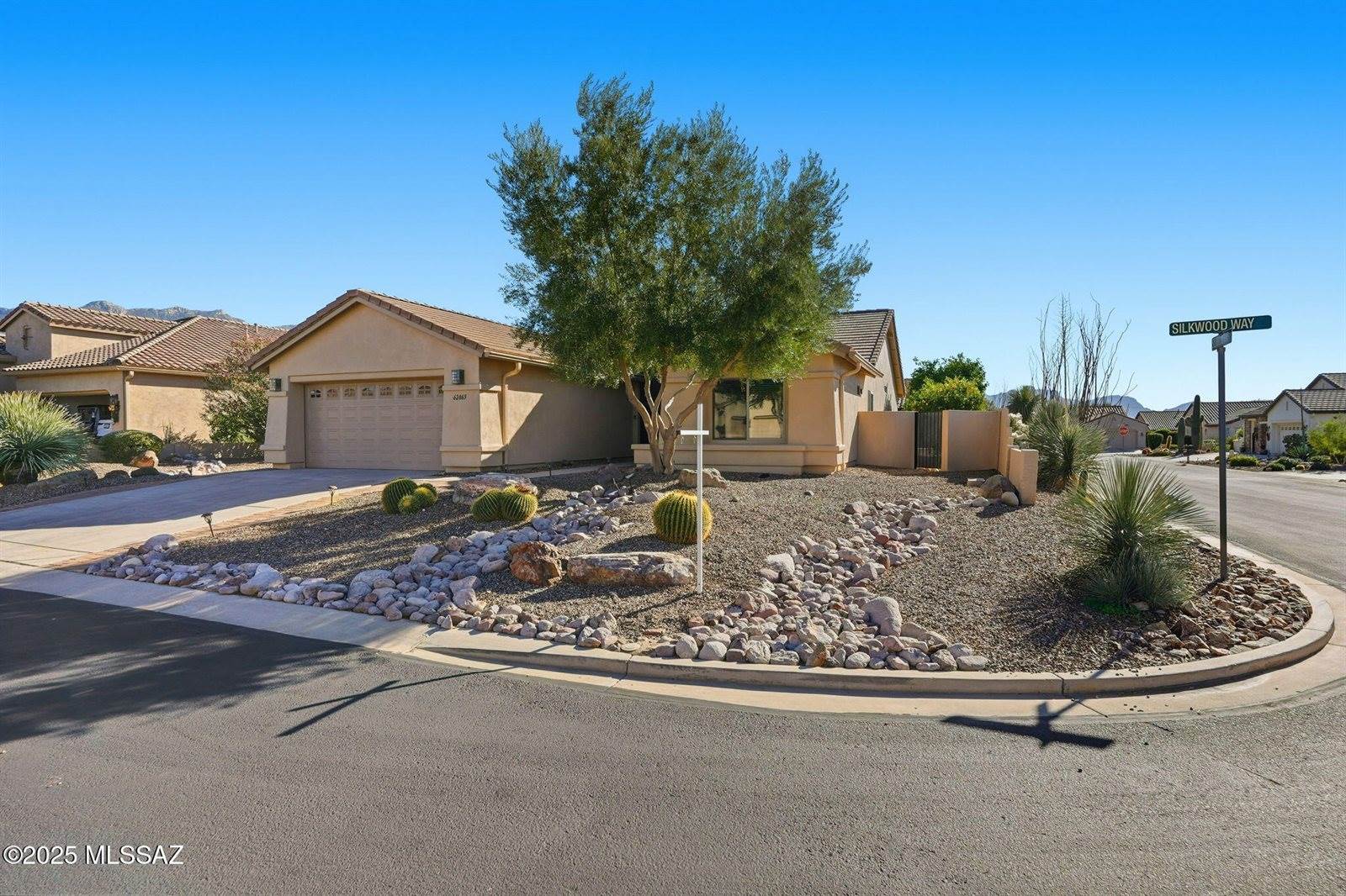 62865 East Silkwood Way, Saddlebrooke, AZ 85739