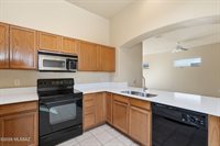 348 East Calle Criba, Green Valley, AZ 85614