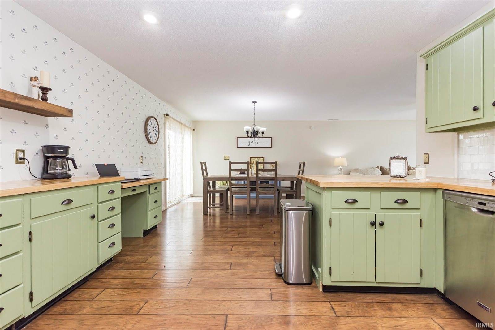 3800 W Moore Road, Muncie, IN 47304