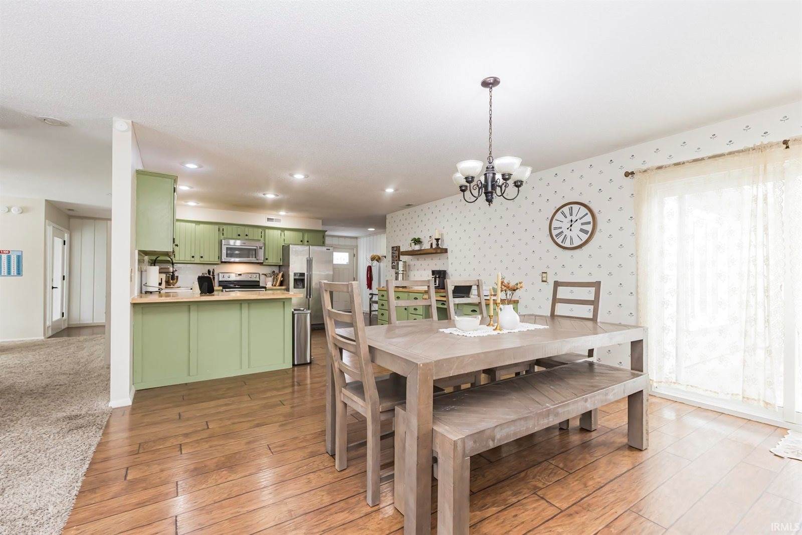 3800 W Moore Road, Muncie, IN 47304