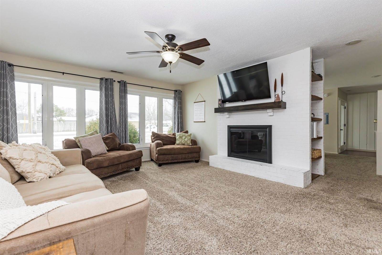 3800 W Moore Road, Muncie, IN 47304