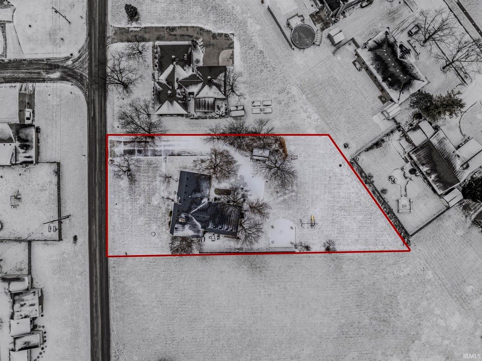 3800 W Moore Road, Muncie, IN 47304