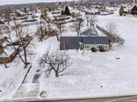 3800 W Moore Road, Muncie, IN 47304