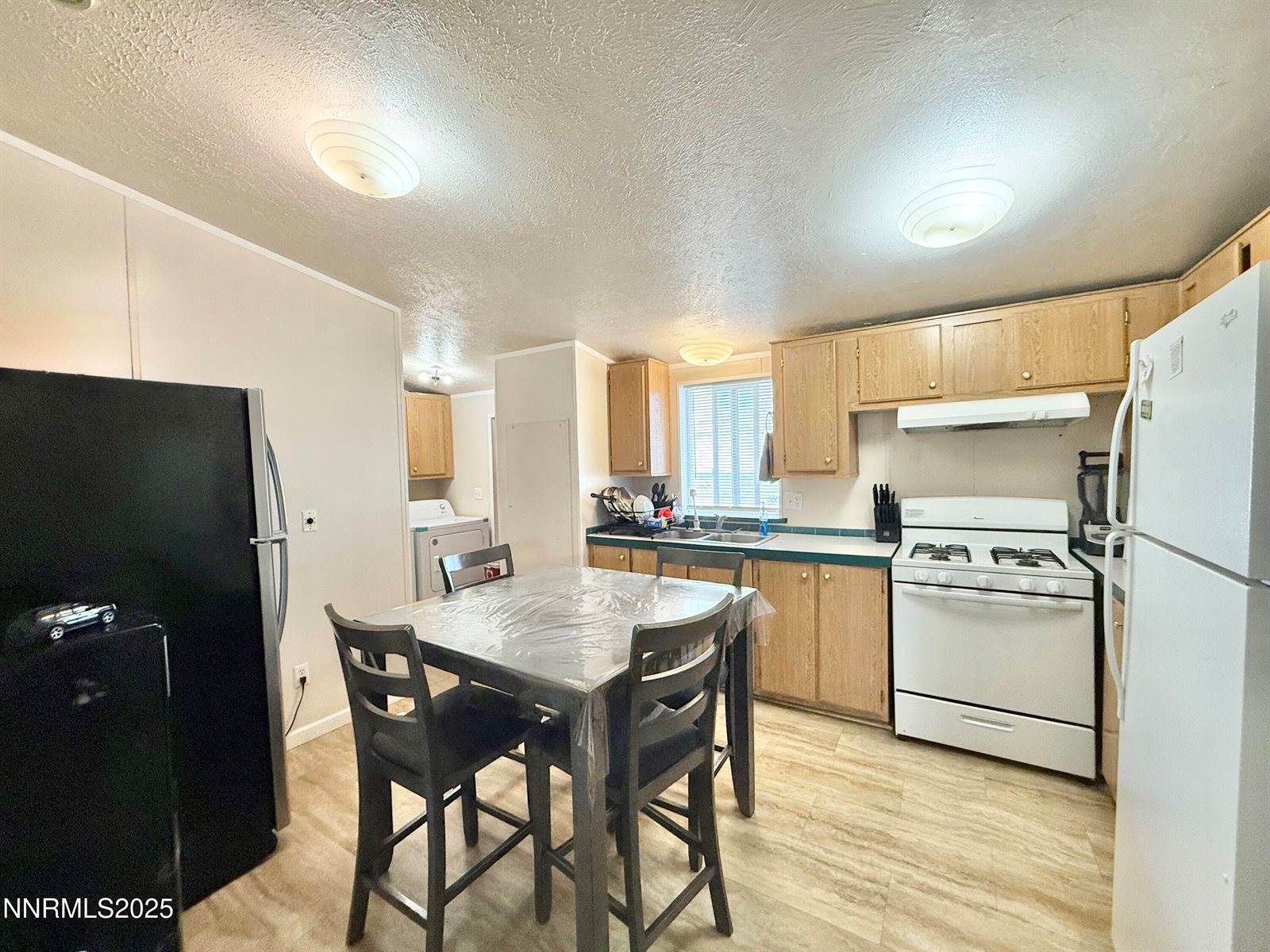 221 East Antelope Drive, Battle Mountain, NV 89820