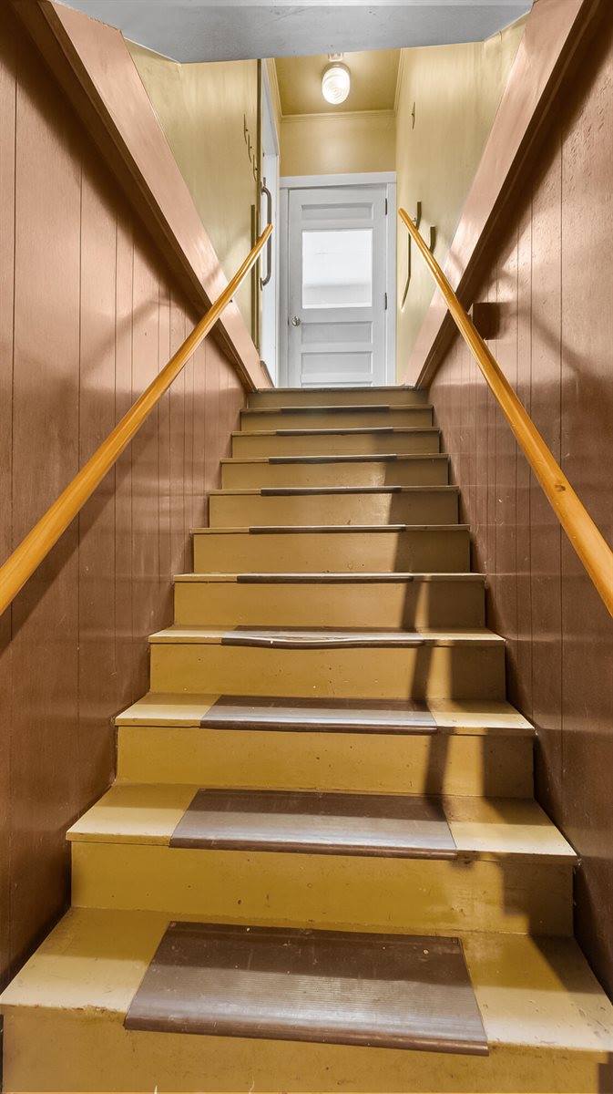 143 Fifteenth Street, Bangor, ME 04401