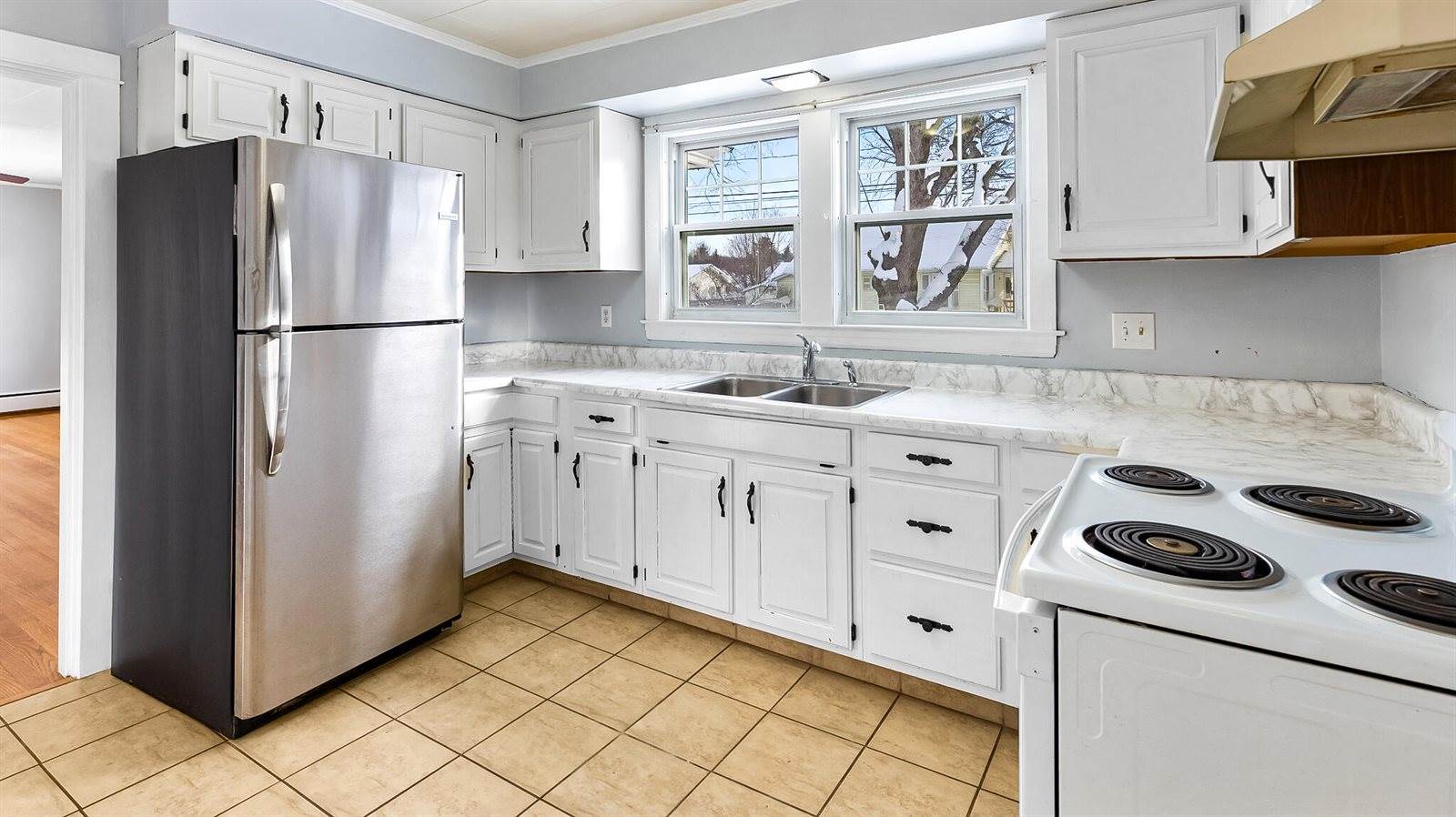 143 Fifteenth Street, Bangor, ME 04401