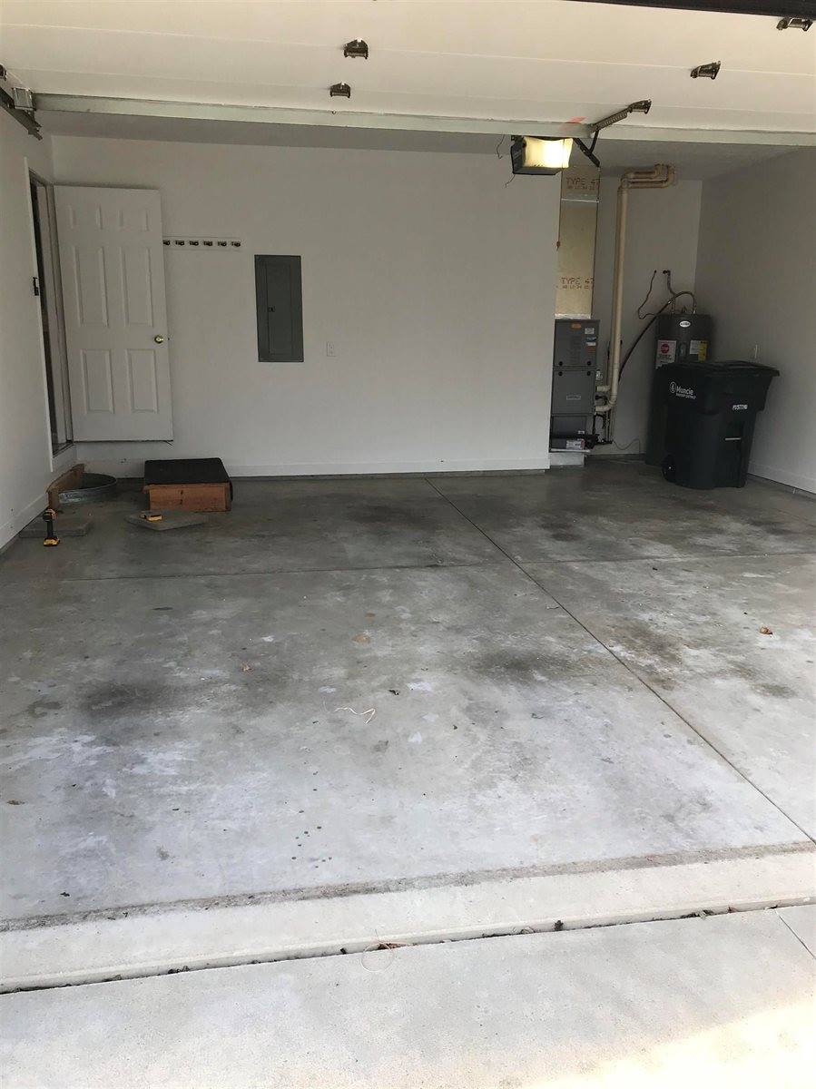 5007 W Quail Ridge Drive, Muncie, IN 47304