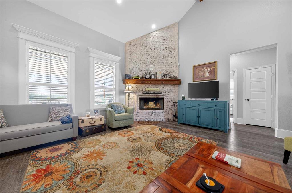 15802 County Road 472, Tyler, TX 75706