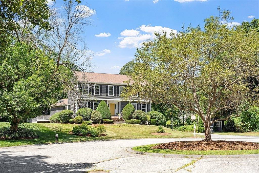 21 Valleyfield St, Lexington, MA 02421