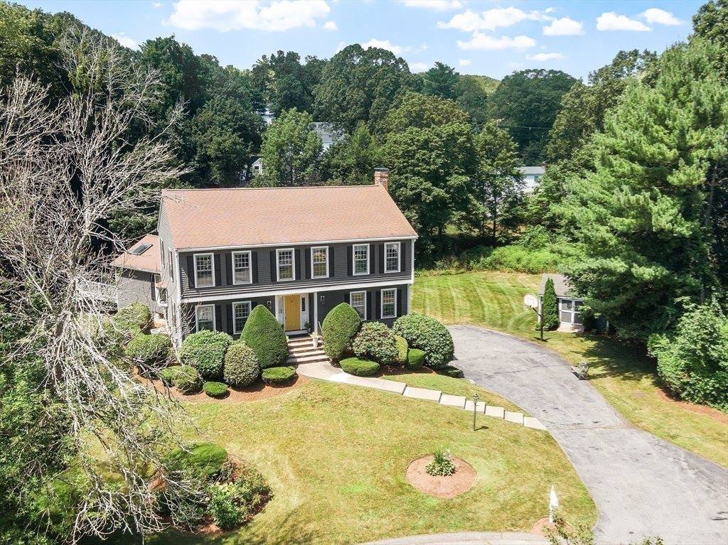 21 Valleyfield St, Lexington, MA 02421