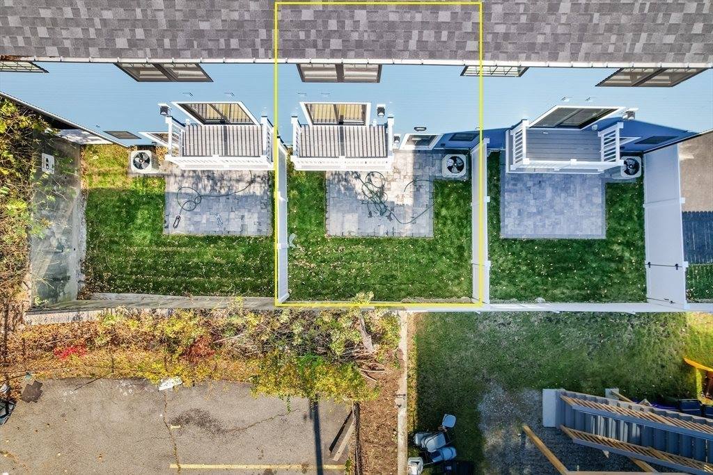 217 Earle St, #2, Fall River, MA 02723