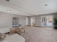 8210 Ridgewood Road, Rock Island, IL 61201