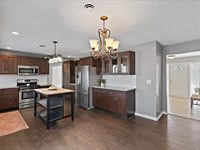 8210 Ridgewood Road, Rock Island, IL 61201