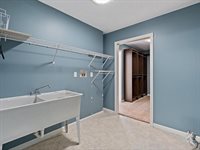 8210 Ridgewood Road, Rock Island, IL 61201