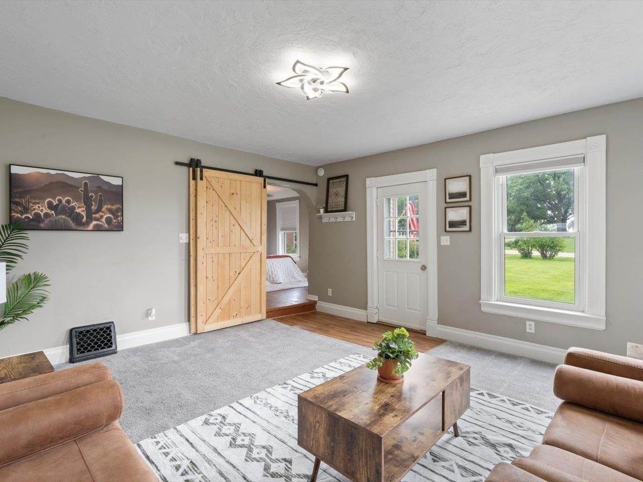 301 1st Street, Long Grove, IA 52756