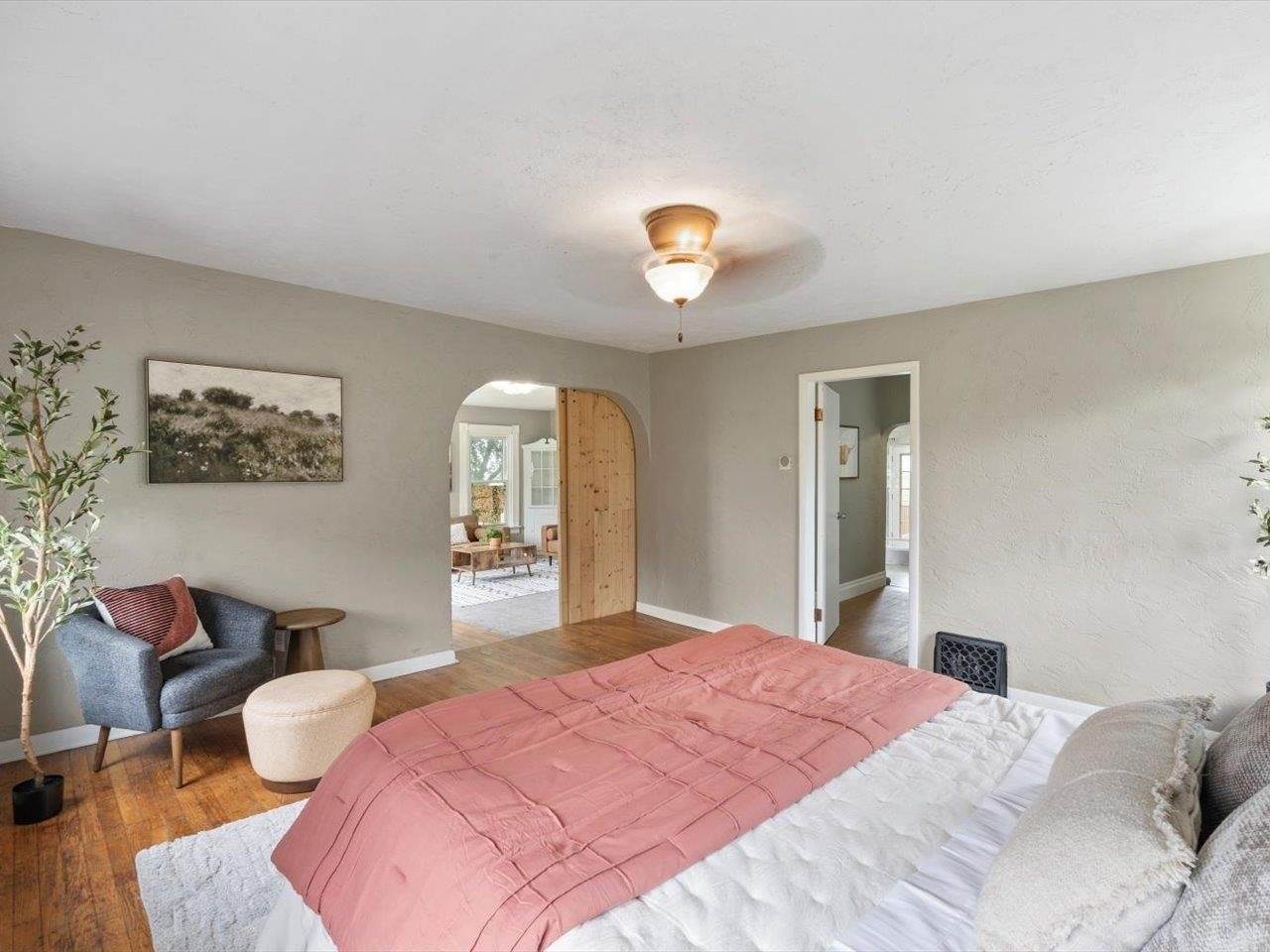 301 1st Street, Long Grove, IA 52756